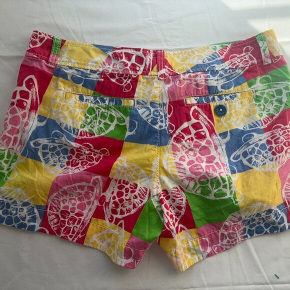 Lilly Pulitzer Rollin' Turtle Colorblock Chino Shorts Size 10 HTF Print - Picture 1 of 7